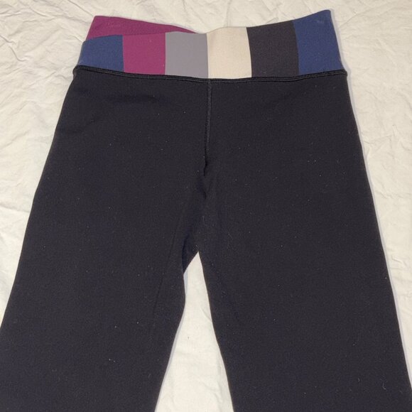 Lululemon Astro Pant Regular Black Plum Stripe Yoga Gym Flare Leggings 31" Sz 4 - Picture 7 of 11
